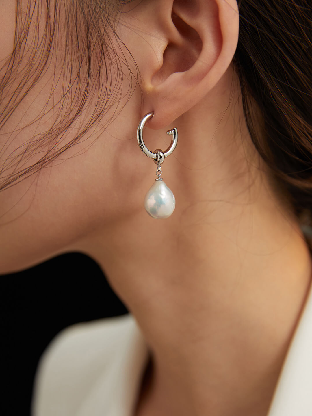 Irregular Baroque Pearl Earrings | Tsuki