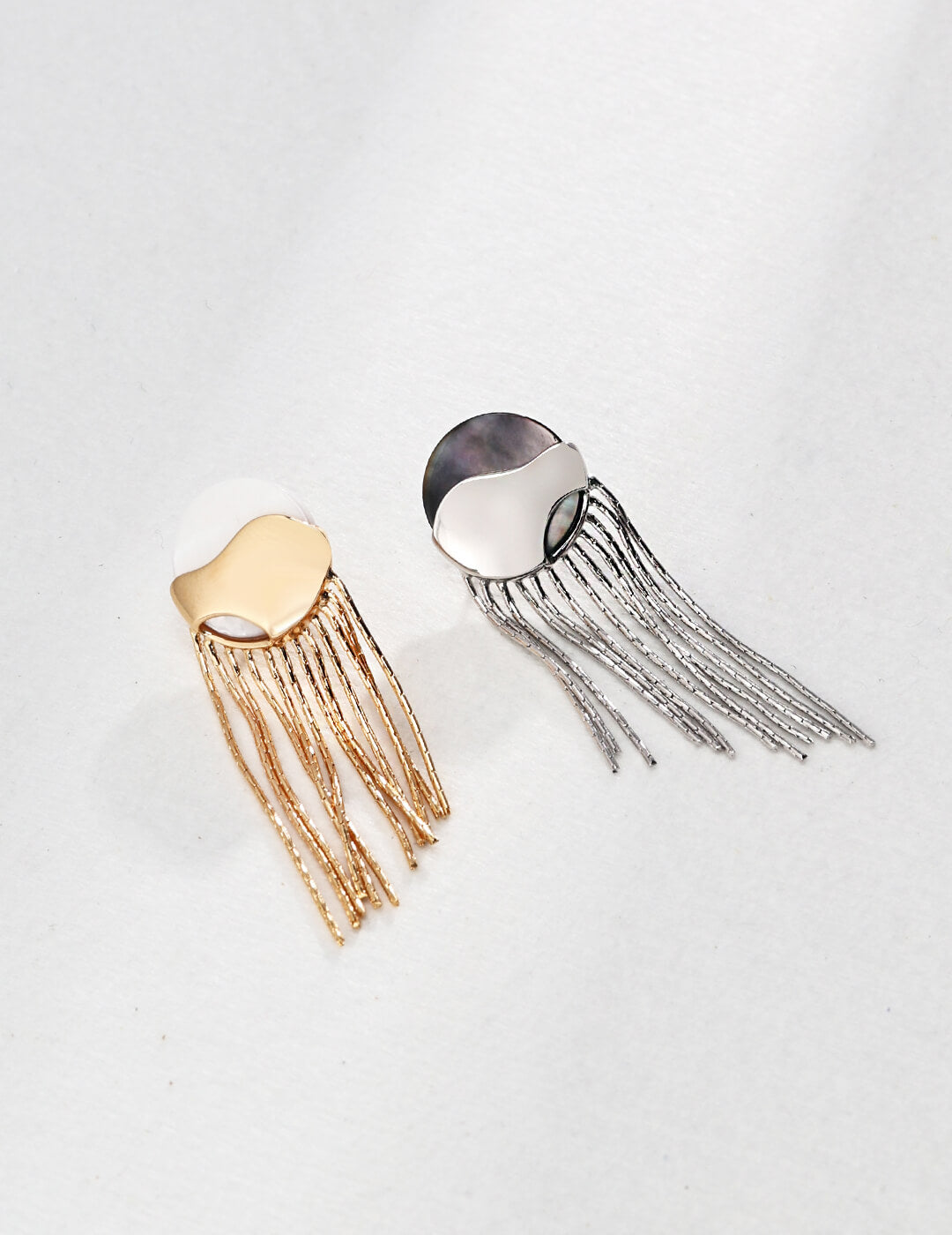 Silver Minimalist Shell Earrings | Tsuki