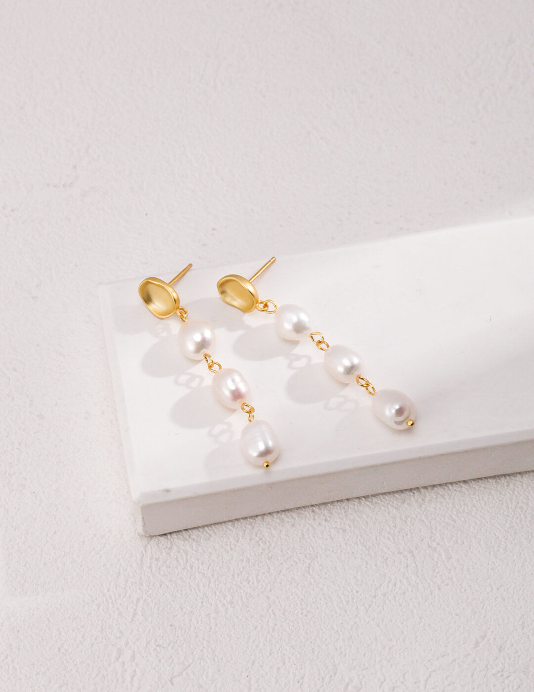 Irregular Baroque Pearl Earrings | Tsuki